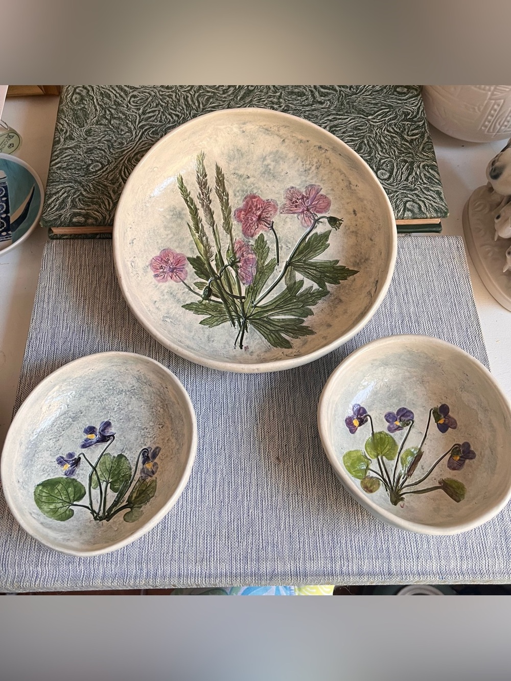 Vintage 1990 Salt Marsh Pottery 3 piece Hanging Floral Bowl Wall Decor